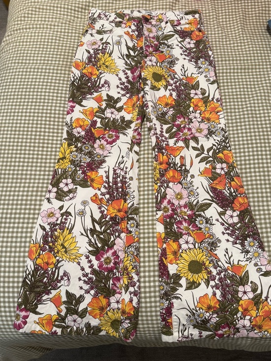 Pants - Wrangler Floral Printed Pants